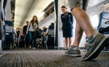 Flight attendants have a quiet boarding habit that starts with looking at your shoes