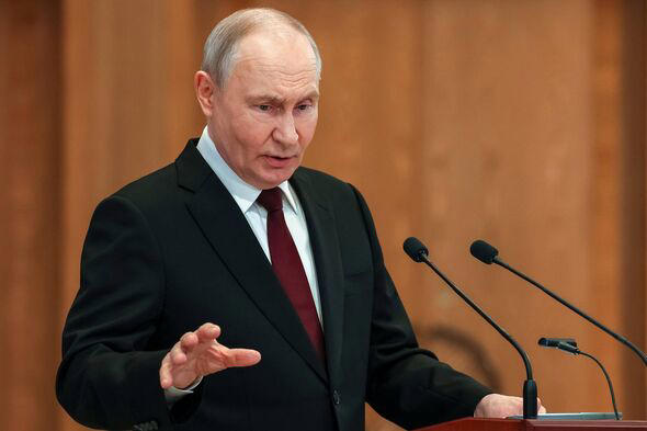 Putin losing over 1,000 troops a day as Ukraine unleashes deadly AI drone attacks