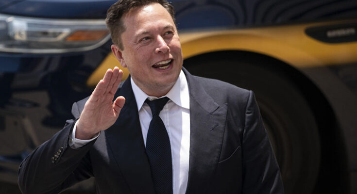 Elon Musk becomes world’s first trillionaire after SpaceX mega float