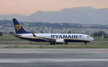 UK watchdog investigates Ryanair over fees to seat parents with children; airline defends policy