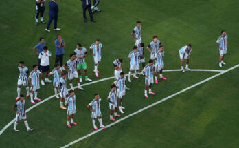 Lisandro Martinez explains why Argentina players turned their backs during Spain’s World Cup lift